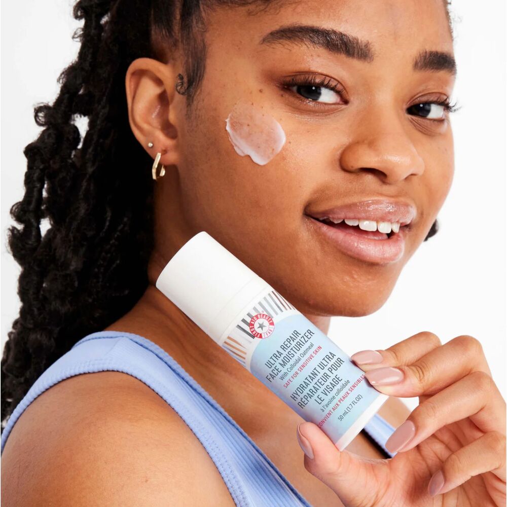 NIB Ultra Repair Face Moisturizer - First Aid Beauty - Picture 3 of 8